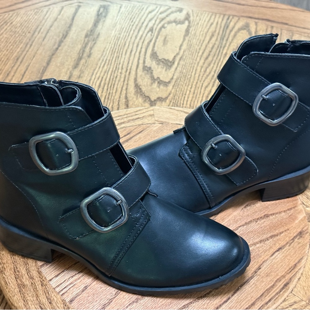 Anne Klein | Black Vegan Leather Grunge Edgy Biker Moto Ankle Boots Women 's 7.5